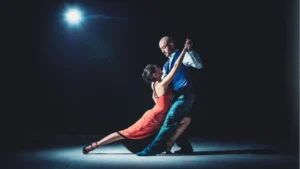 Who was Carlos Gardel? 8 Shall we dance a tango?