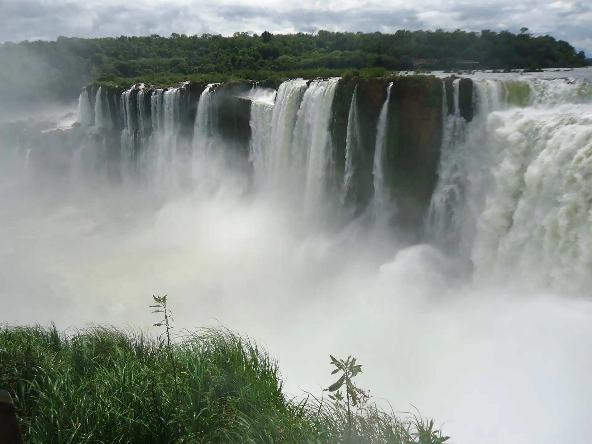 Places 59 Impressive Iguazu Falls