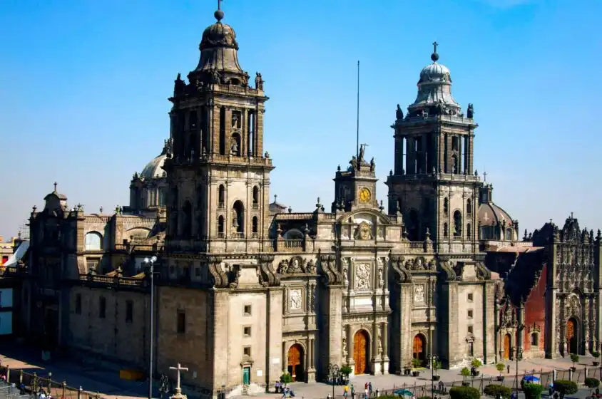 México - Los detalles más relevantes de 6 Catedral Metropolitana de la Ciudad de México panoramio2