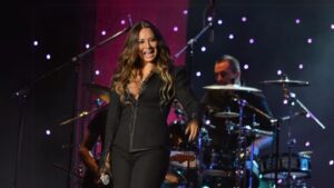 Inti-Illimani: A Sonic Odyssey of Chilean Folk Mastery and Global Harmony 2 Myriam Hernández: The Velvet Voice of Chilean Romance and International Sensation