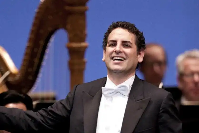 TENOR PERUANO JUAN DIEGO FLOREZ REALIZO RECITAL EN NATIONAL OPERA HOUSE DE WASHINGTON DC 25497845608 e1702453462861