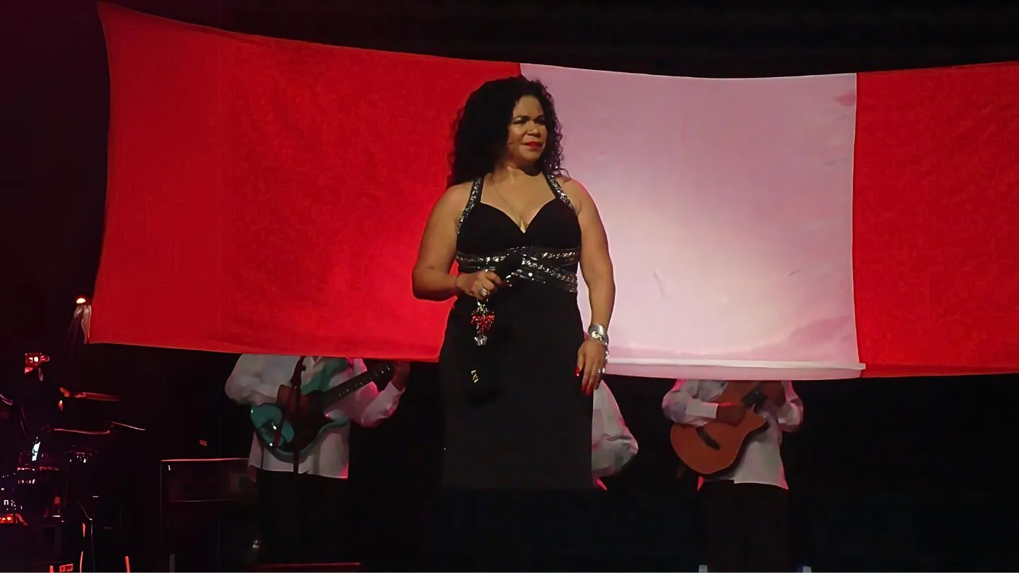 El mundo de la cultura Hispana 19 Eva Ayllon2