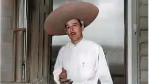 Carlos Santana: El maestro de la fusión 4 Biografía de Pedro Infante: El Charro Inmortal