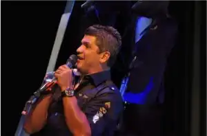 Receta de mangú: la delicia icónica de plátano de República Dominicana 126 Biografía de Eddy Herrera: El Príncipe del Merengue de República Dominicana