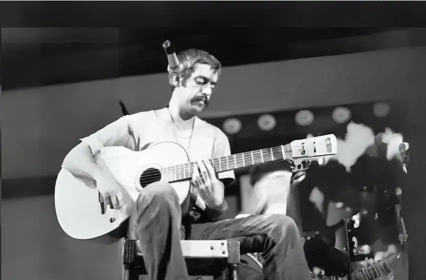 Radios en Uruguay 325 Eduardo Mateo